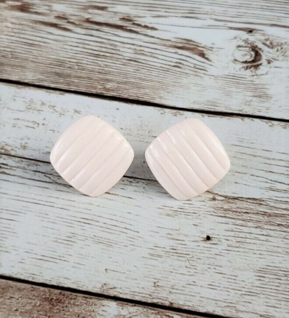 Vintage Avon Earrings Cream Diamond Shape with Lines Avon Clip On Earrings